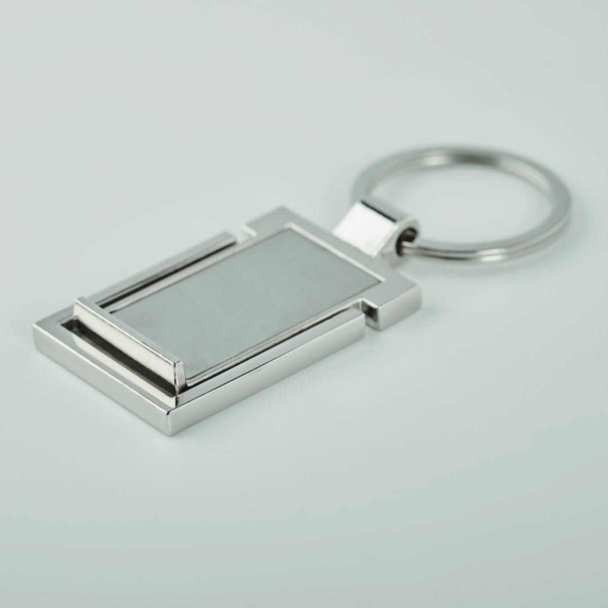 Engravable Metal Key Ring With Phone Stand